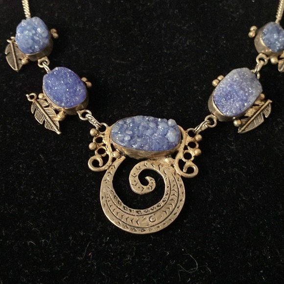 Silver and blue druzy stone necklace - Picture 4 of 16